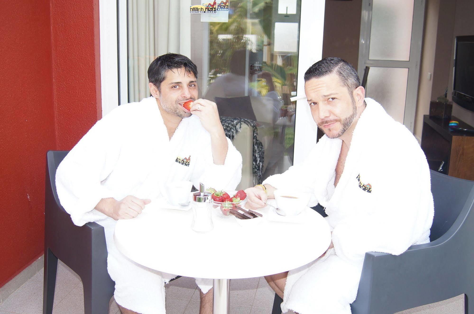 Beach Boys Maspalomas Gay Men Only Luaran gambar